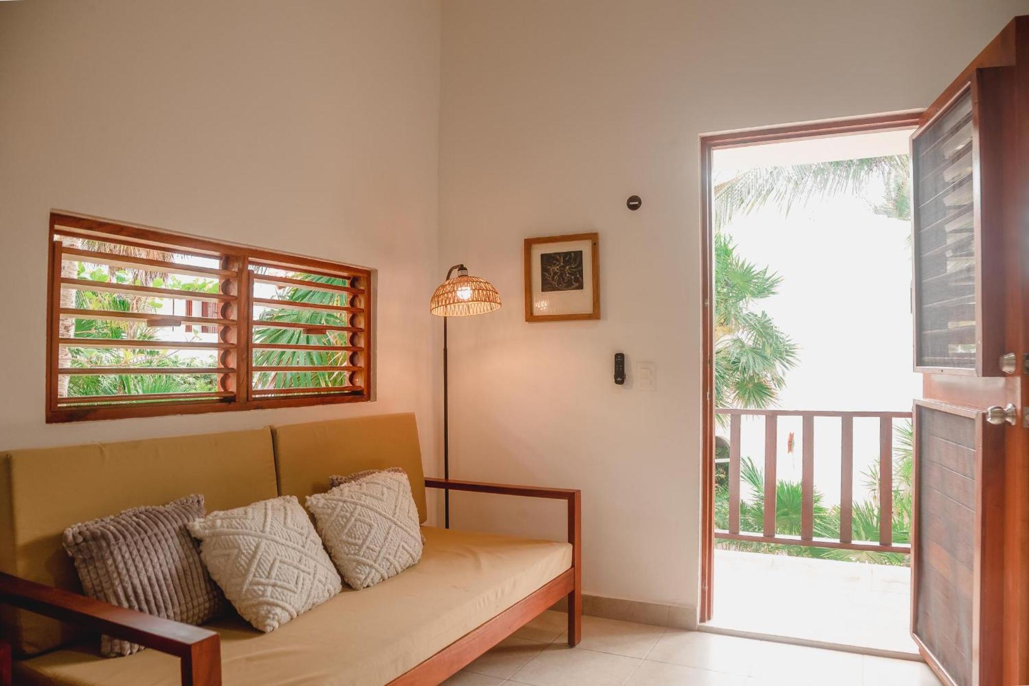 Casa Colibri Tankah Bed & Breakfast Tulum Exterior photo