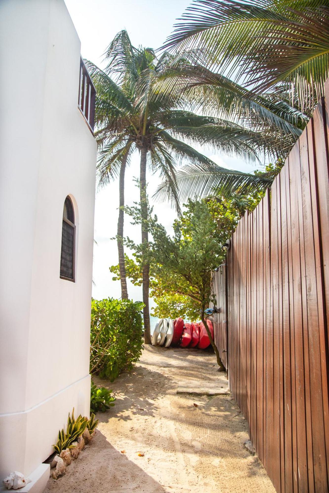 Casa Colibri Tankah Bed & Breakfast Tulum Exterior photo
